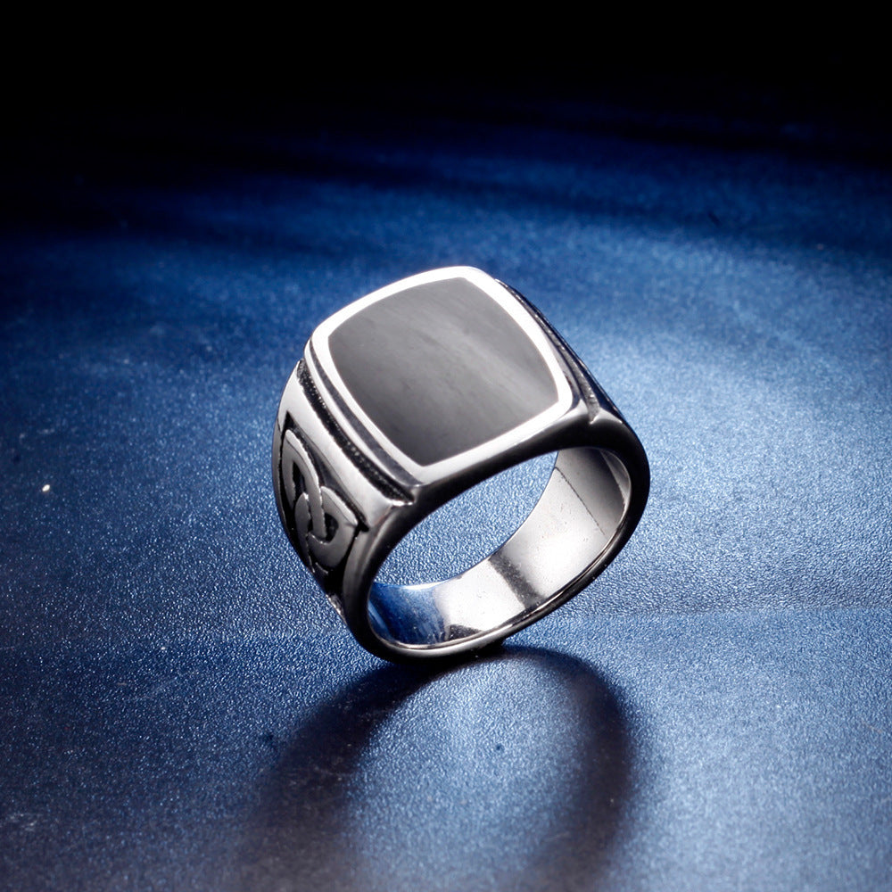 Men's Celtic Knot Ring
