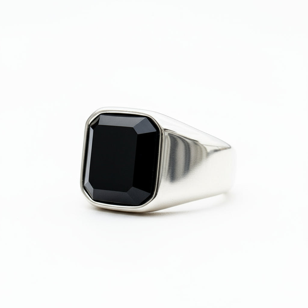 Men's Vintage Titanium Inlaid Black Agate Ring