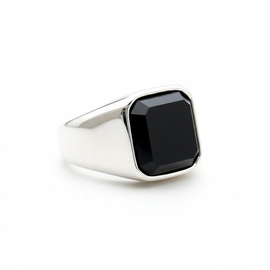 Men's Vintage Titanium Inlaid Black Agate Ring