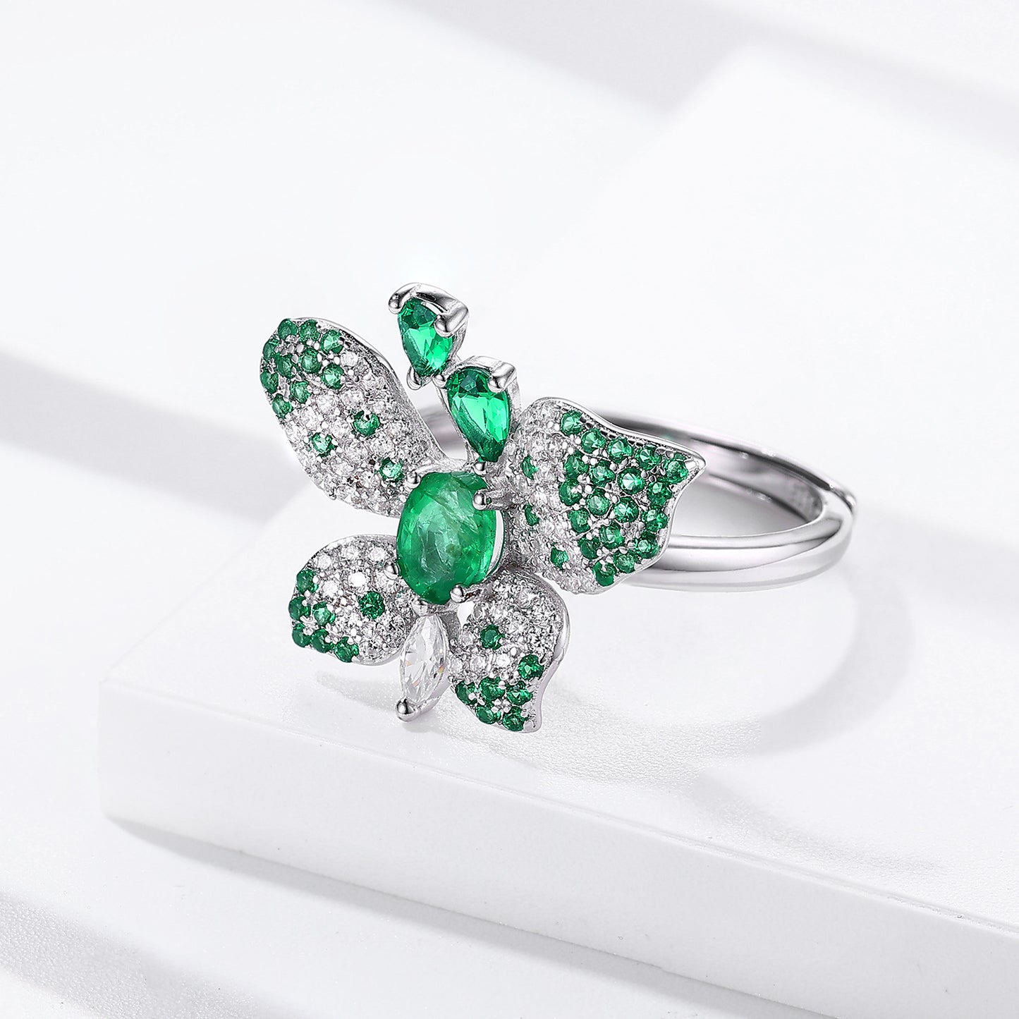925 Silver Natural Emerald Butterfly Ring