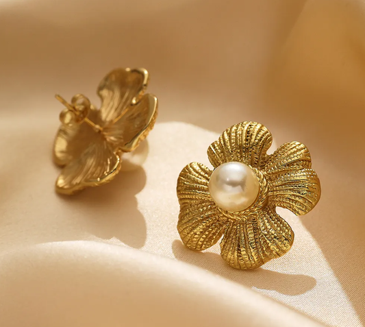 18K Flower Pearl  Earring