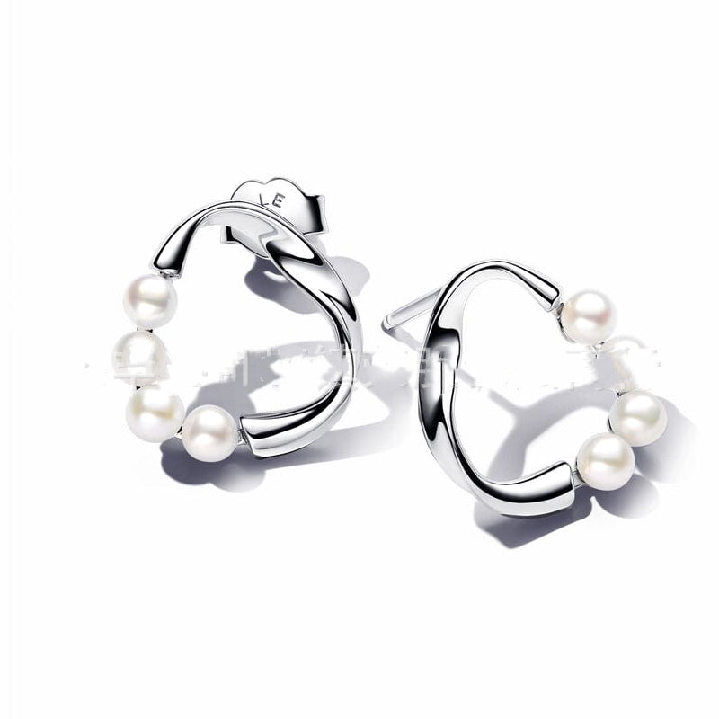 18k Organically Shaped Circle & Baroque Pearl Earrings